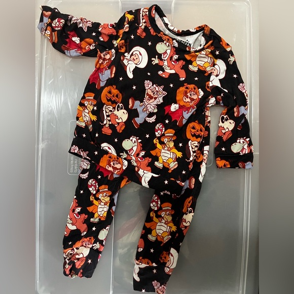 Spooky Halloween Mario 2 piece pjs 3-6 months - Picture 2 of 3